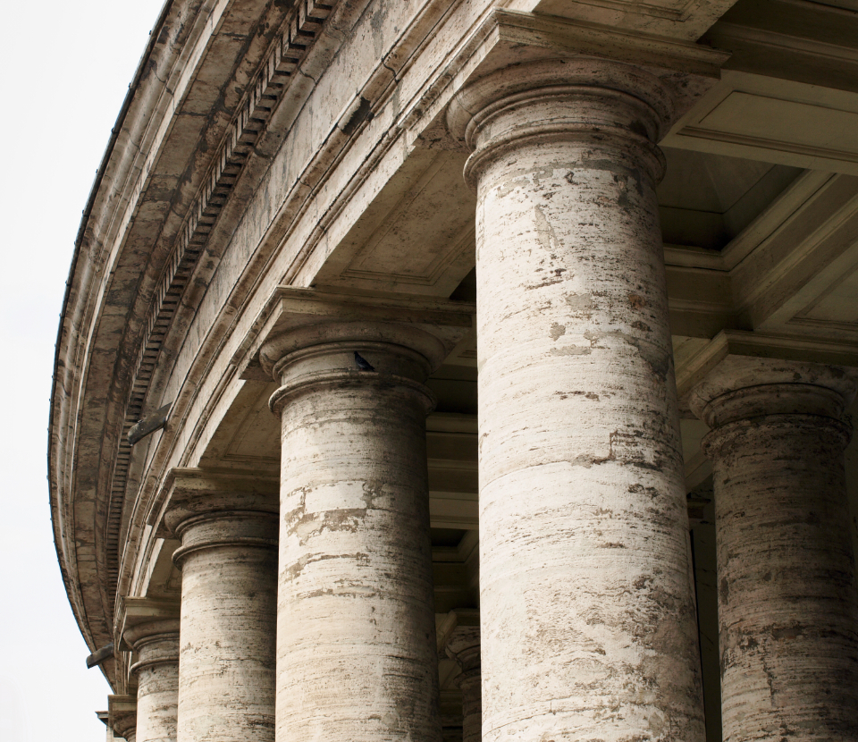 marble-pillars_il9aitg3xv