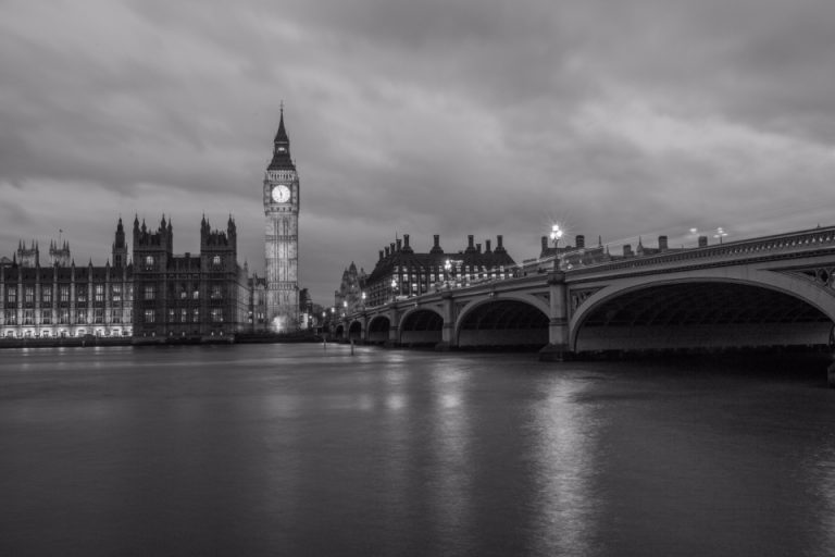 big_ben-night_lwrwol8ksv